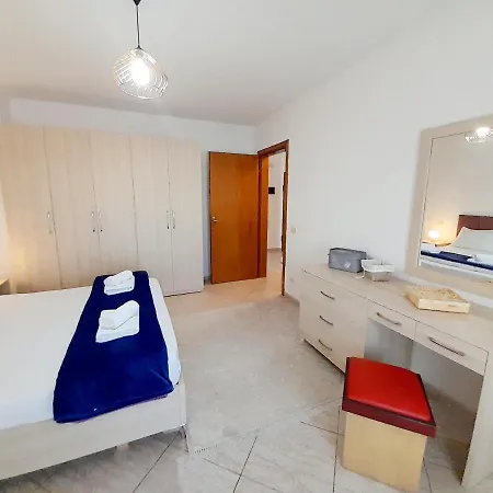 Apartment Bayside Apt *