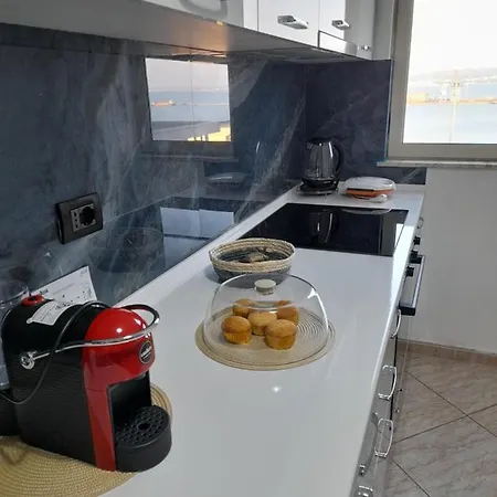 Bayside Apt Apartment