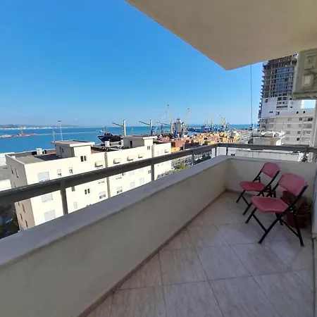 Bayside Apt *